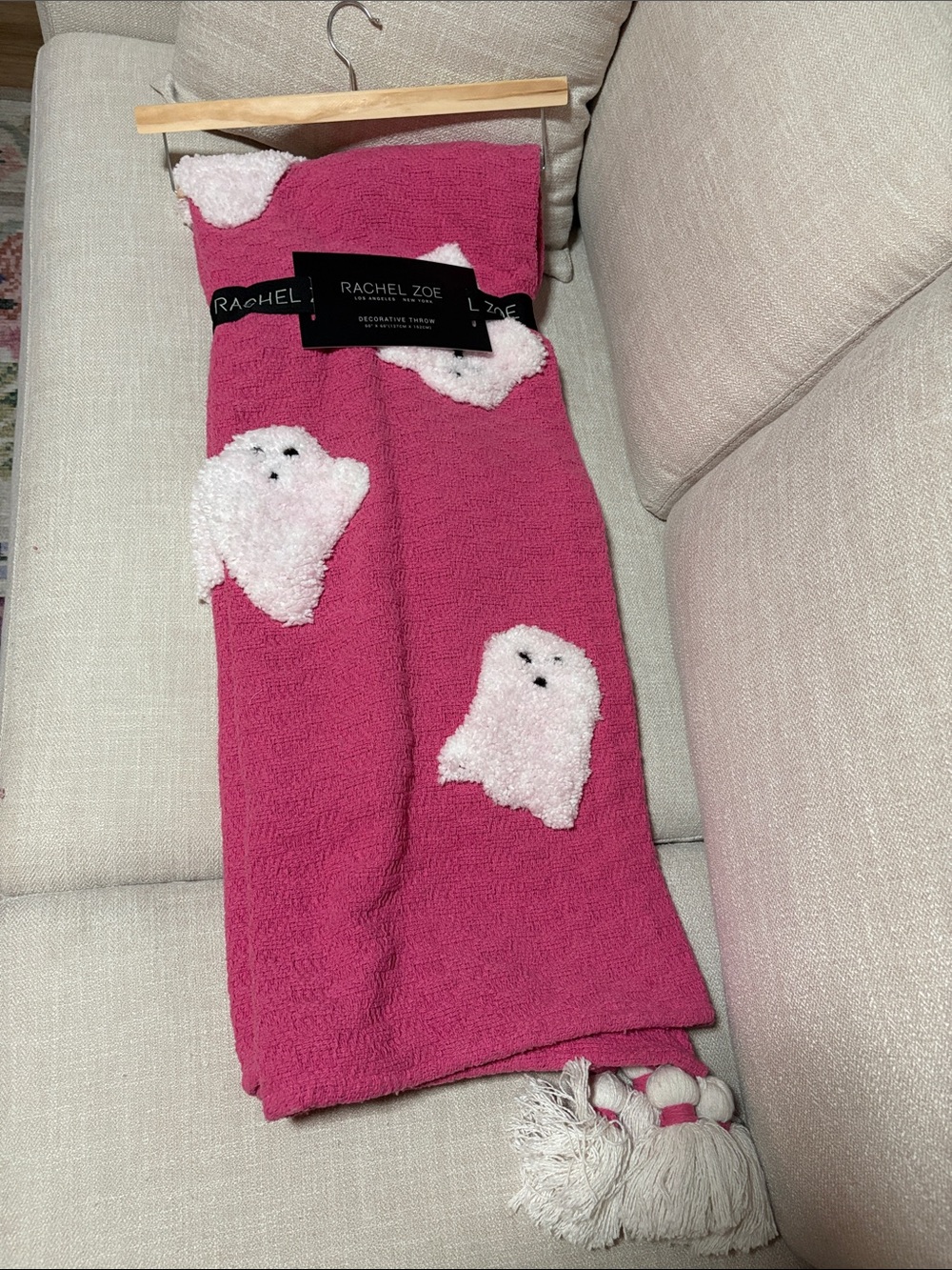 NWT Rachel Zoe Pink Ghost Halloween Blanket Throw